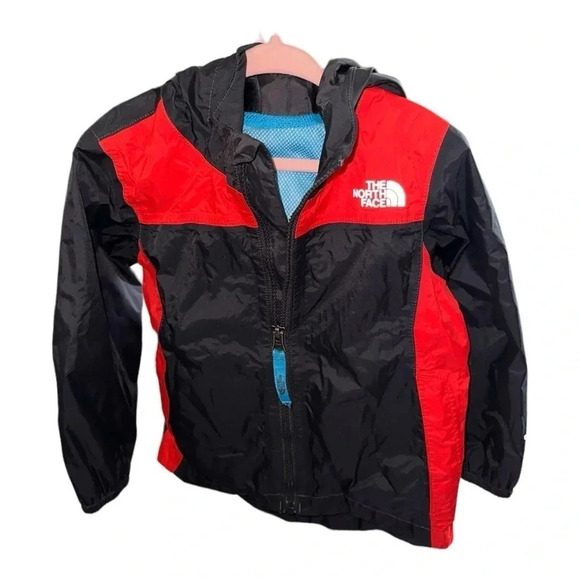 The North Face Other - THE NORTH FACE BOYS JACKET SIZE 3T